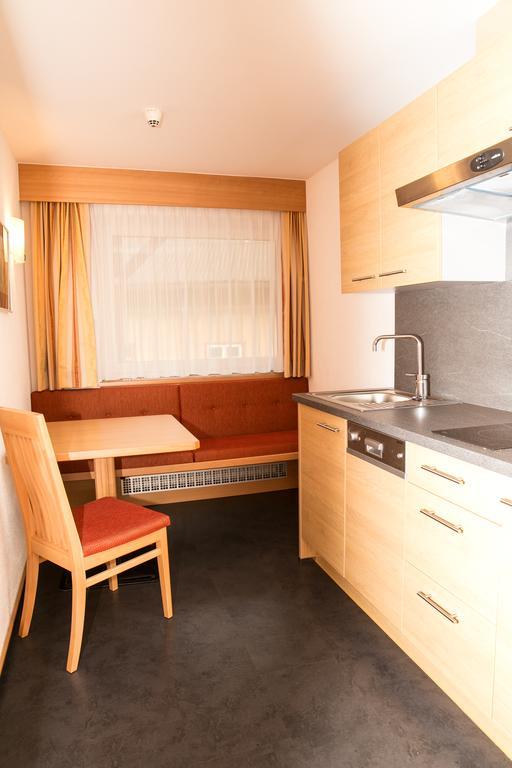 Hotel Garni Ehrenreich Solden Bagian luar foto